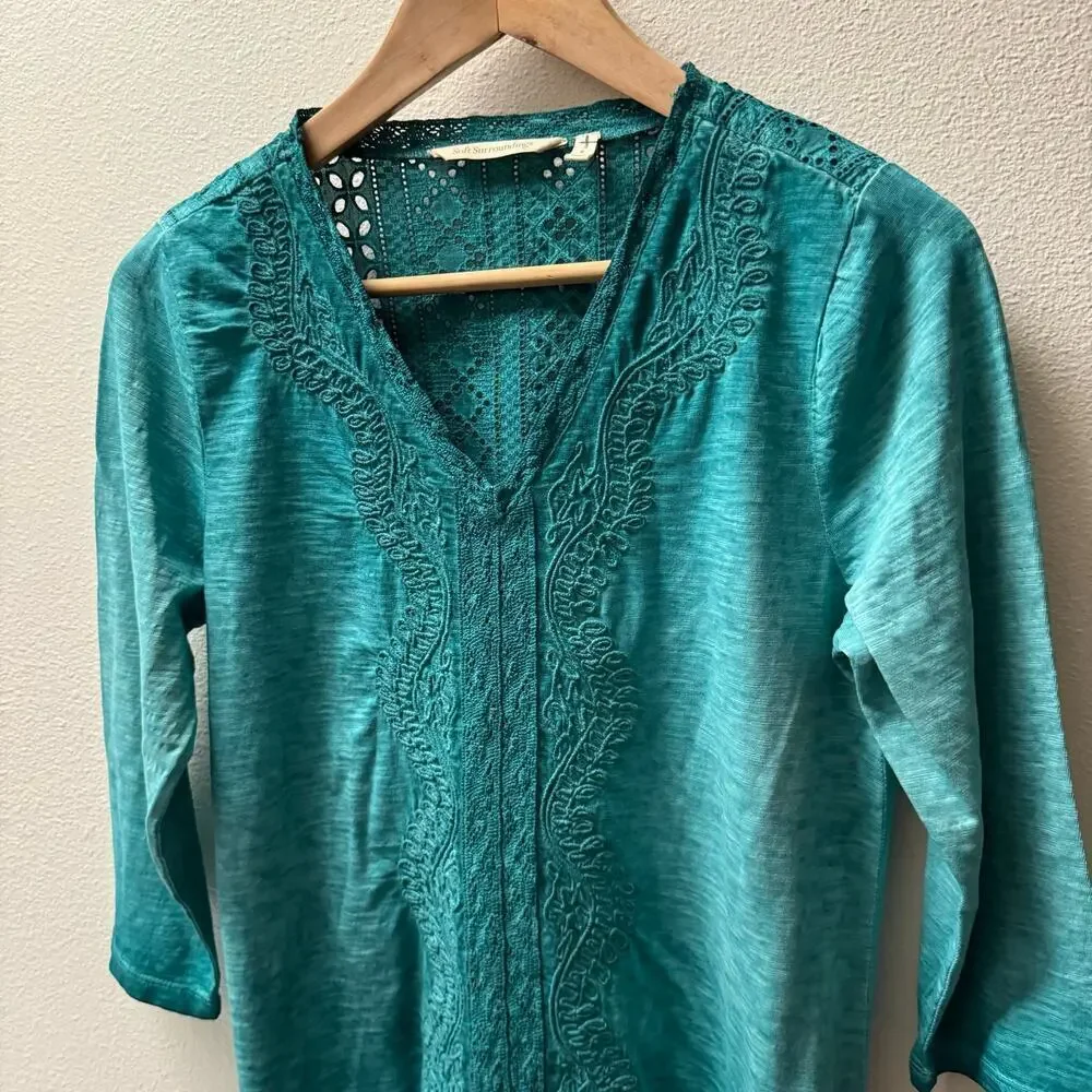 Soft Surroundings Teal Eyelet Knit Boho V-cut Quarter Sleeves Top Women's sz S - Picture 3 of 10